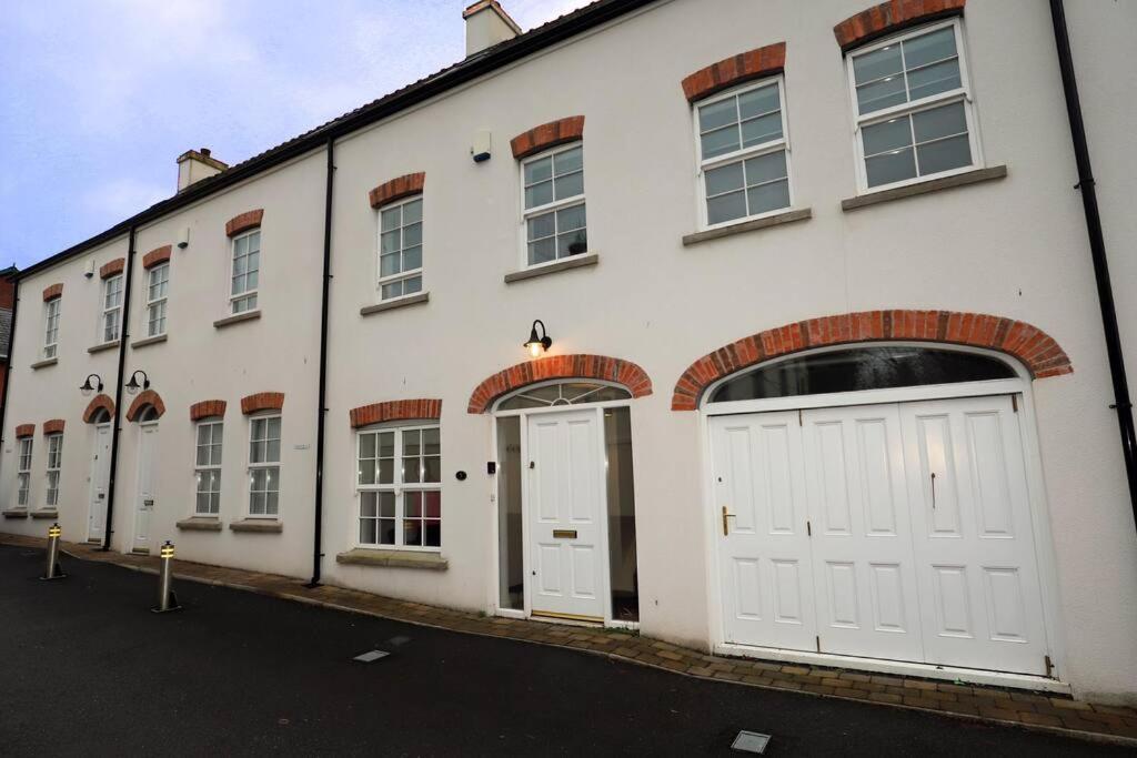 Royal Hillsborough Village Luxury Townhouse Luaran gambar